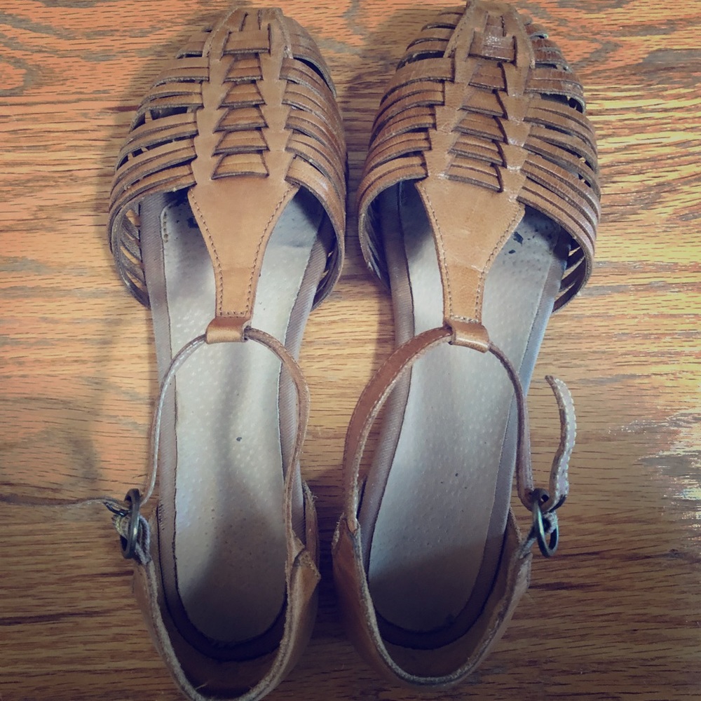 Seychelle’s Into Thin Air moccasin style flats